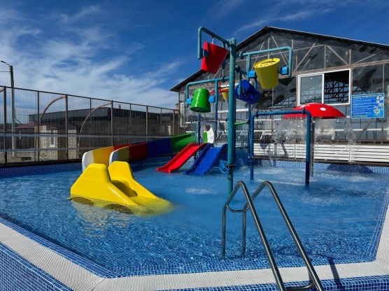 Бассейны в Акваландии