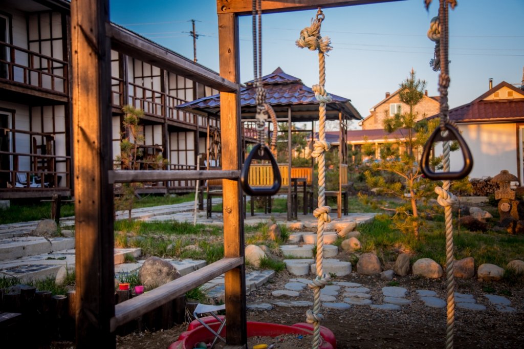 Вид с детской площадки, усадьба &quot;38 самураев&quot; 2014. Отдых в Приморье.